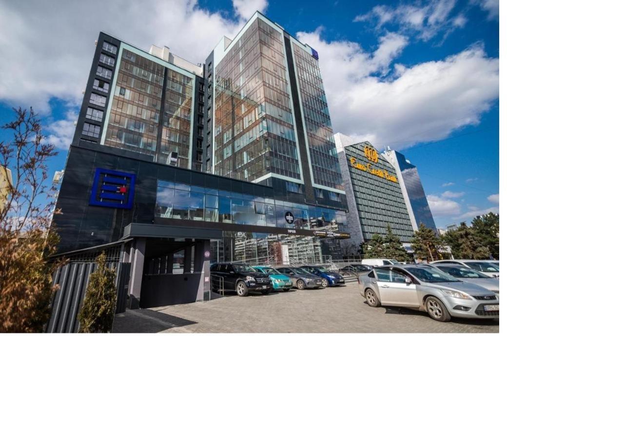 Glass New Apartments Ultracentral Kişinev Dış mekan fotoğraf