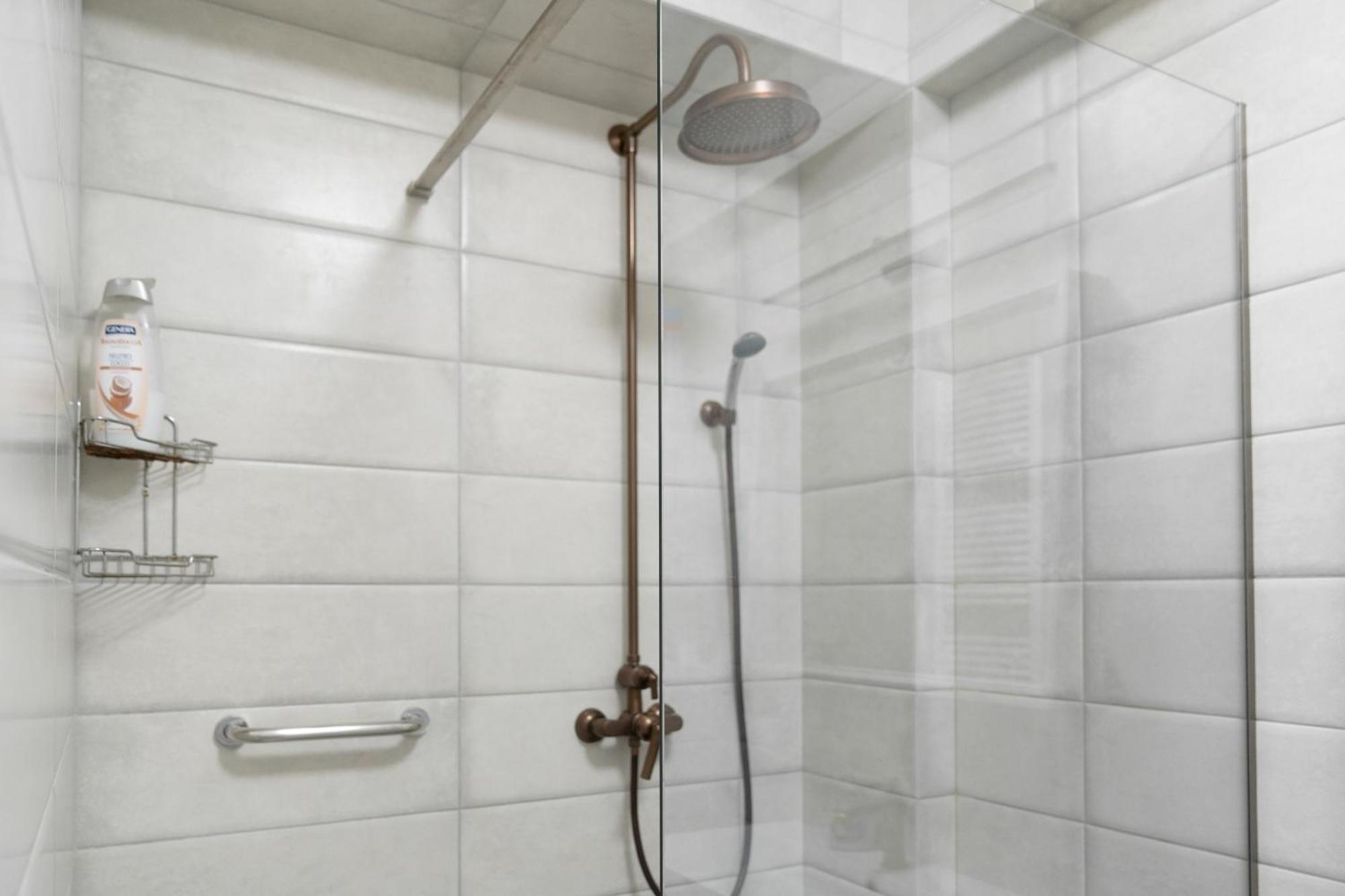 Glass New Apartments Ultracentral Kişinev Dış mekan fotoğraf