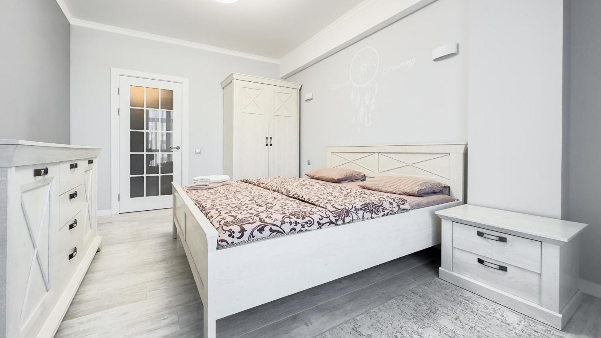Glass New Apartments Ultracentral Kişinev Dış mekan fotoğraf